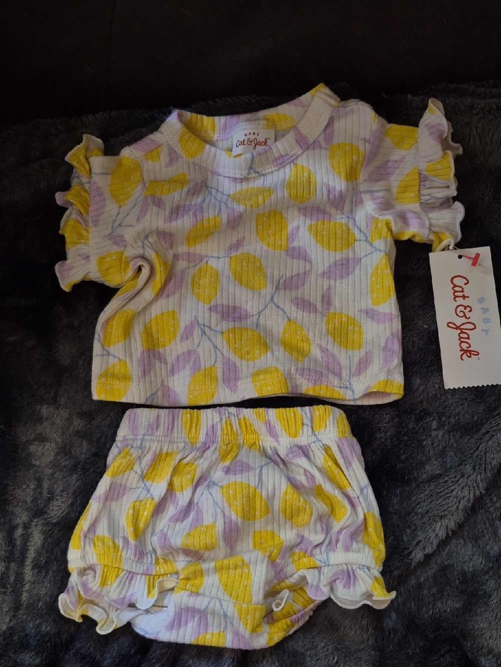 Cat & Jack Yellow & Lavender Lemon Print Ruffle Top and Bloomers